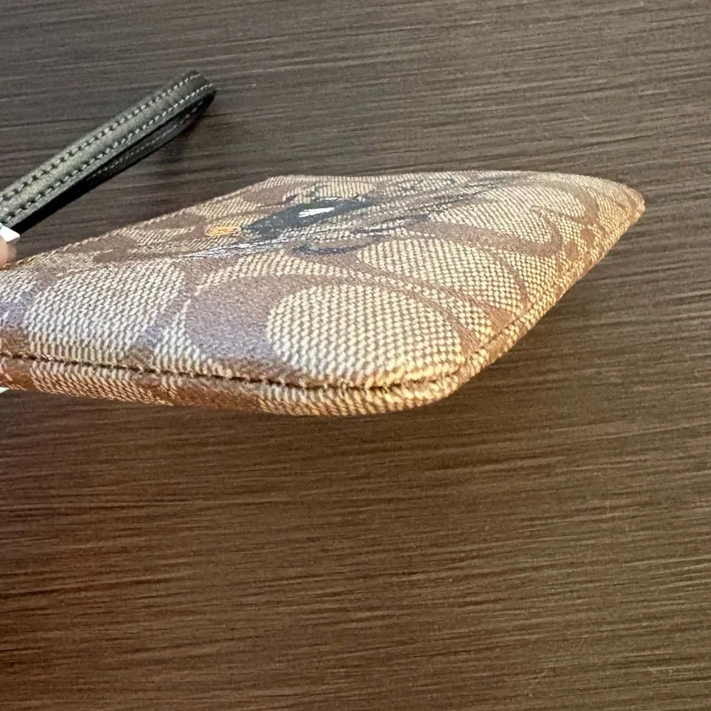 Coach Halloween Skeleton Horse Pumpkin Wristlet 2023 Limited Edition - Picture 8 of 9